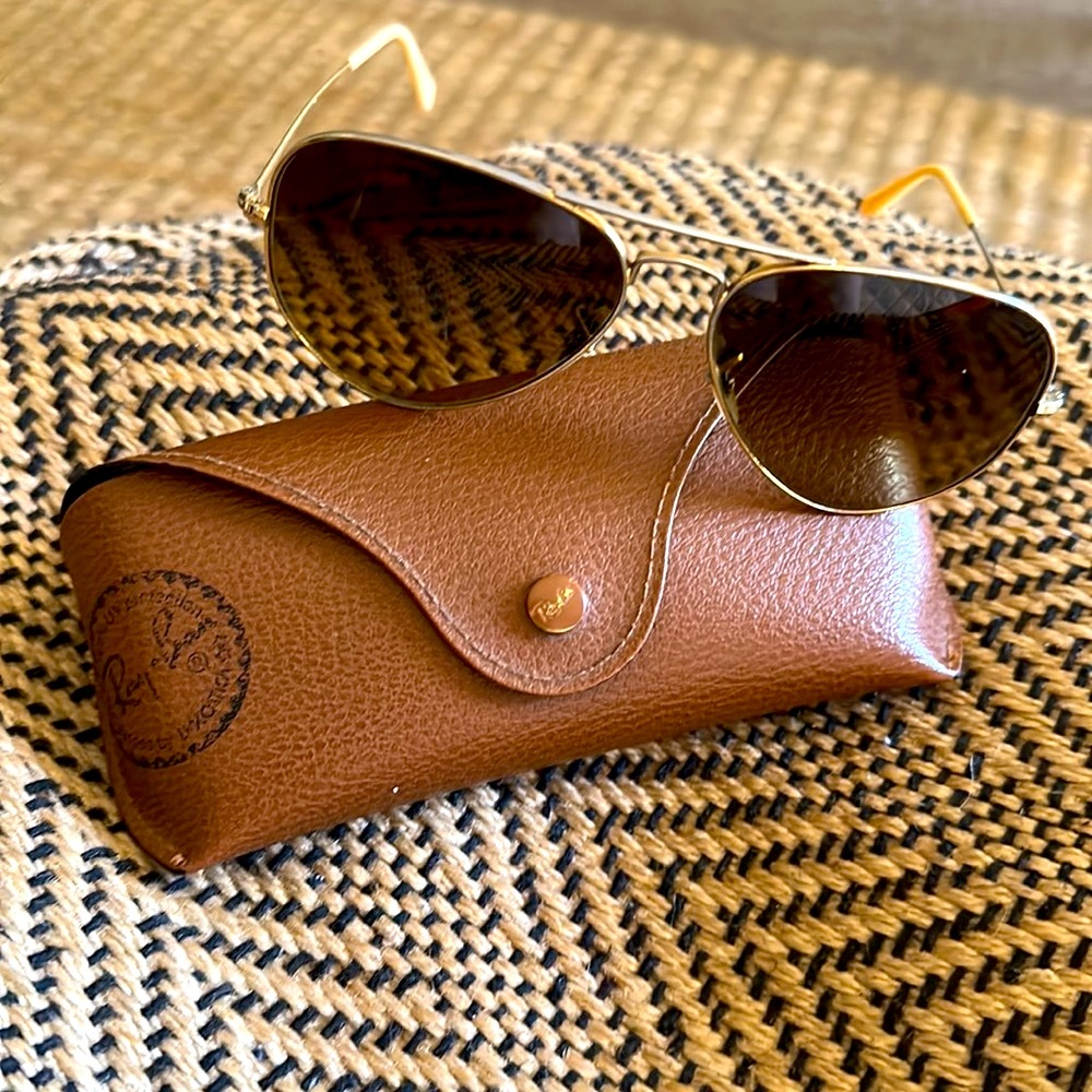 Rayban Aviator Classics RB3025 brown/gold.
